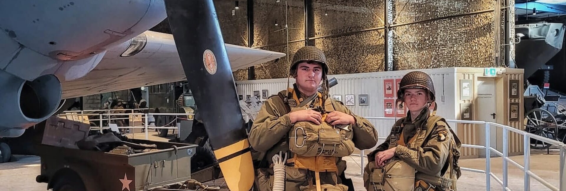 oorlogsmuseum - Lebendige Darstellungen